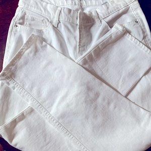 Old Navy Boyfriend Jeans size 8